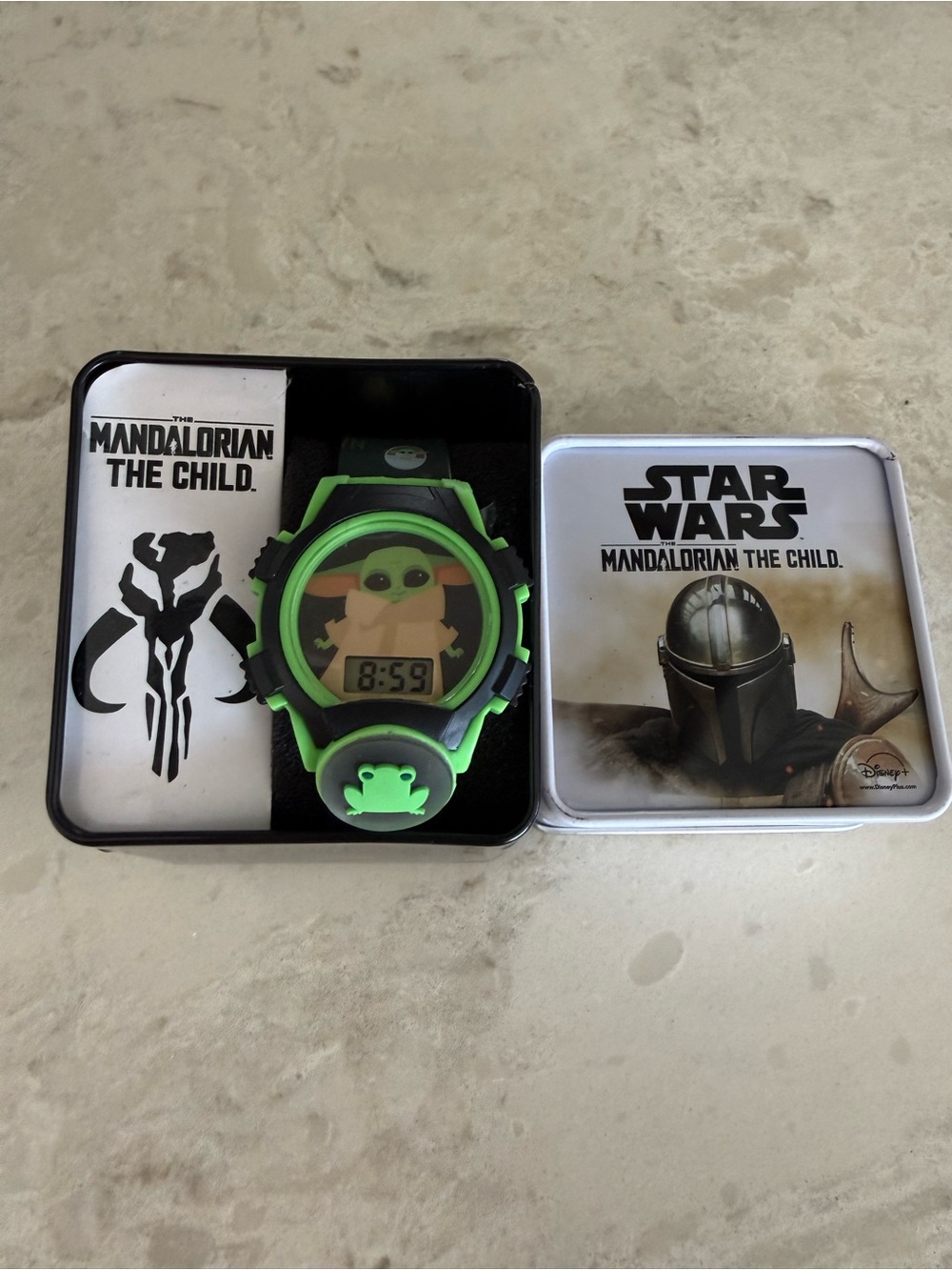 Star Wars The Mandalorian Grogu Baby Yoda Kids Digital Watch MNL4025UR Tin Box